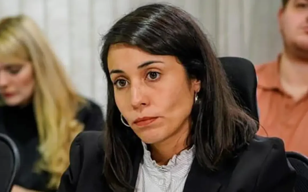 Monte de Oca: “Mientras hablan de defender el empleo, siguen dilatando el acceso al derecho de trabajar en libertad”