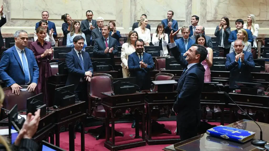 Jura de Agustín Coto como Senador de la Nación