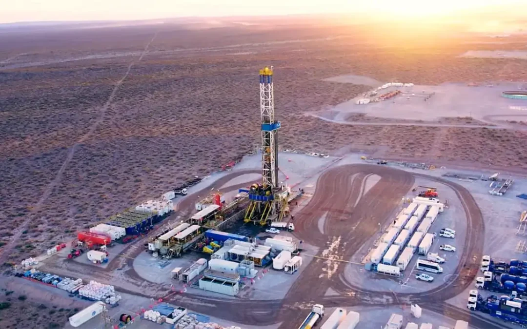 Milei con rumbo firme: Argentina alcanza la mayor producción petrolera de su historia