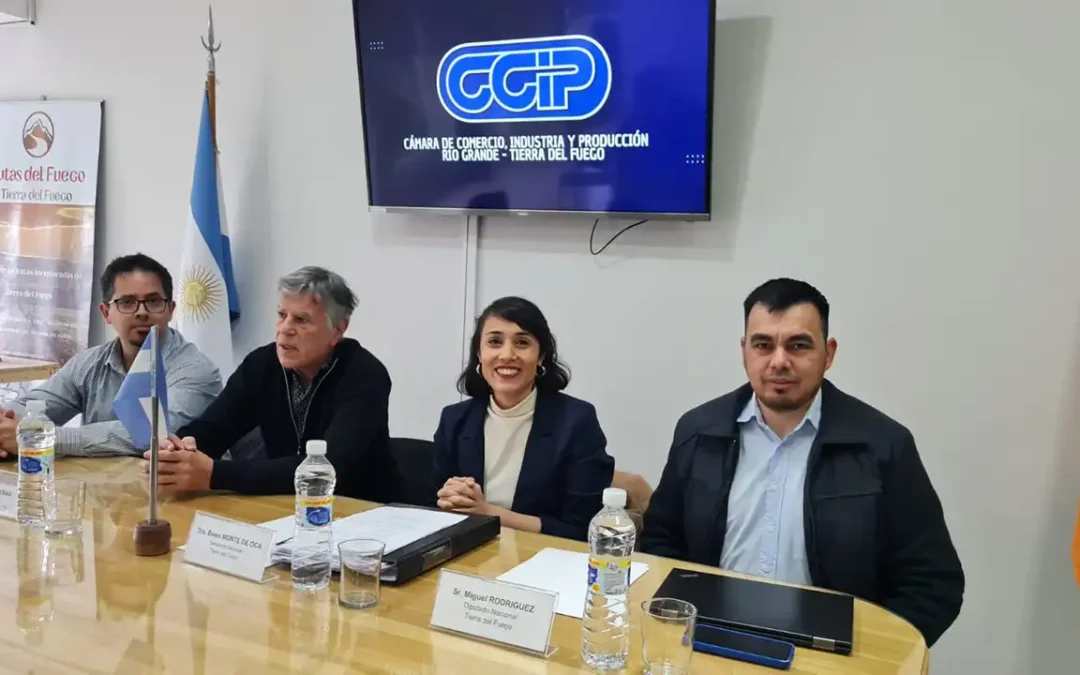 La Libertad Avanza llevó la modernización laboral al debate fueguino junto a la Cámara de Comercio de Río Grande