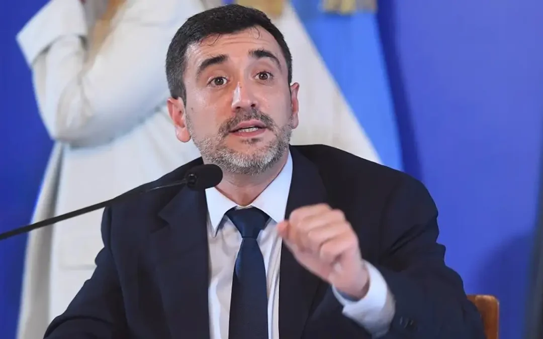COTO: “LA POLÍTICA NO PUEDE VIVIR DE ESPALDAS A LA GENTE”