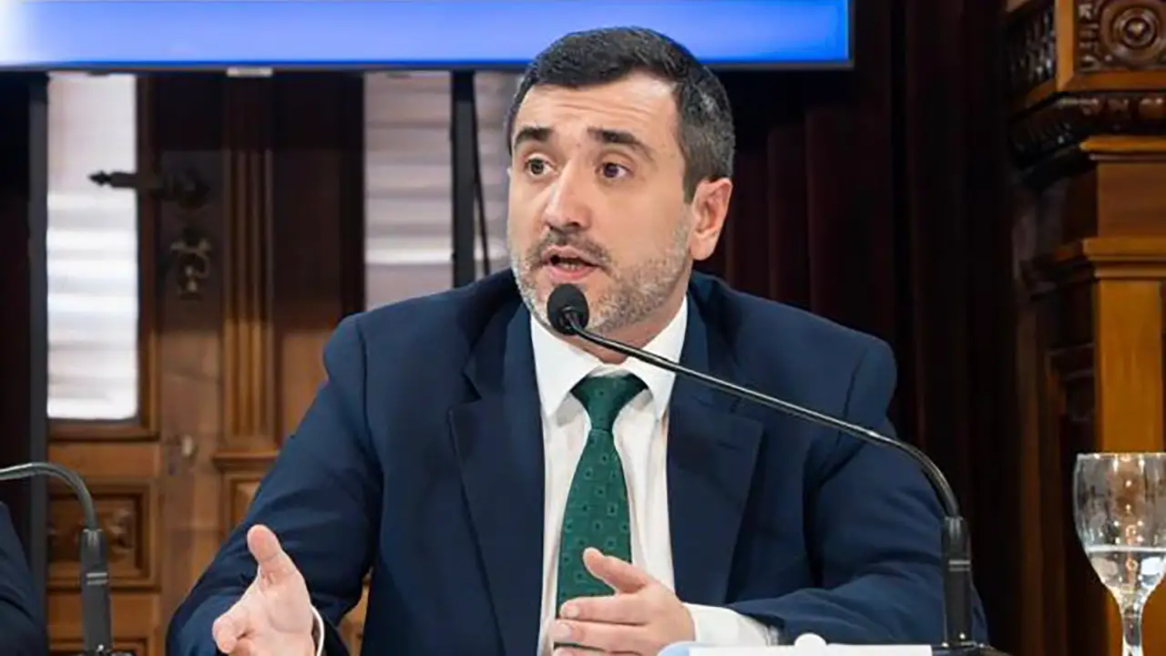 Senador Agustín Coto Senador Agustín Coto