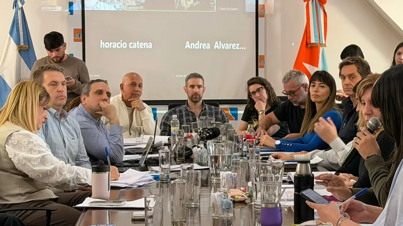 Legislador por La Libertad Avanza, Luciano Selzer